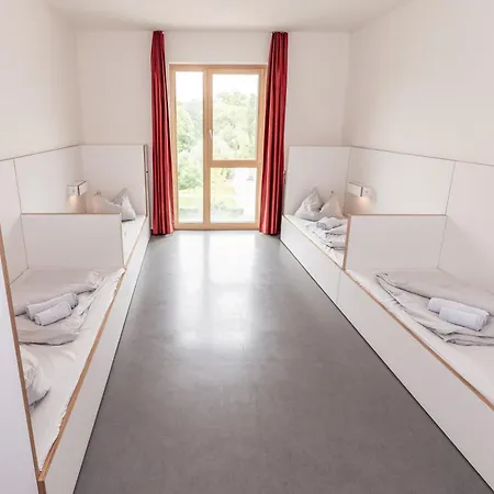 אכסניה Jugendherberge Heilbronn *